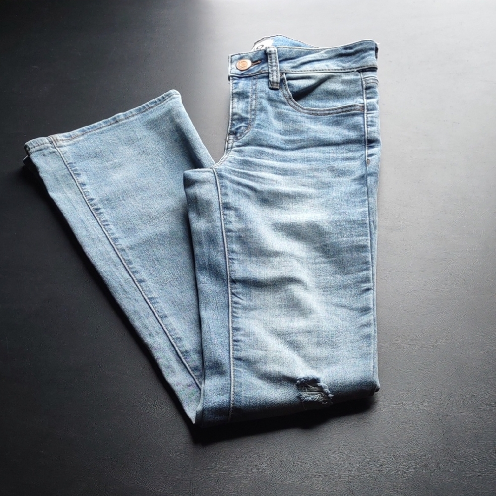 Juniors' SO Low Rise Bootcut Jeans. Regular Lenth.